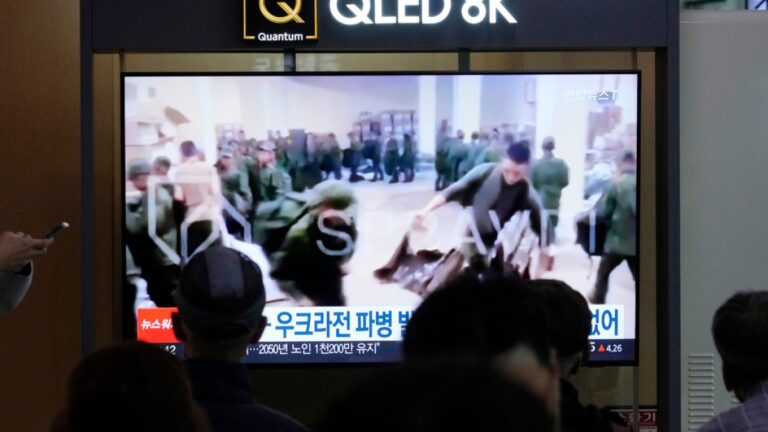 A North Korean soldier captured in the Ukraine war has died: South Korea’s intelligence agency Russia-Ukraine war news