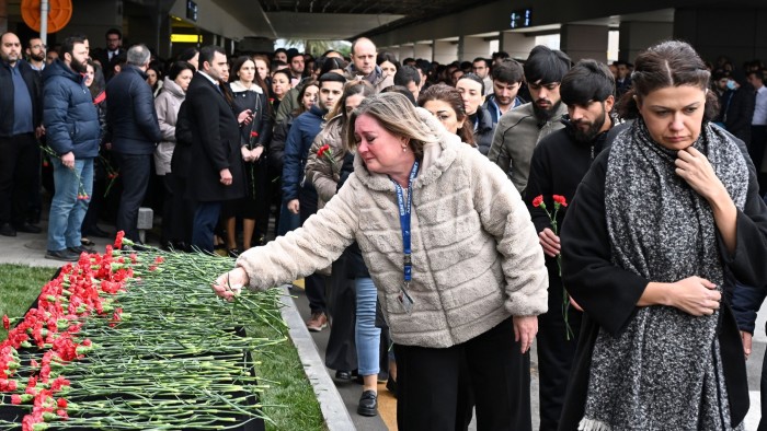 Putin apologises to Azerbaijan for Kazakhstan air crash