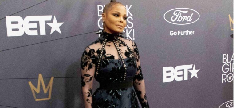 Janet Jackson is gearing up for Vegas and the holidays with Sultry Snap