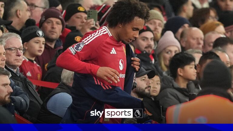 ‘BRUTAL!’ | Zirkzee substituted after 33 minutes and heads STRAIGHT into the tunnel