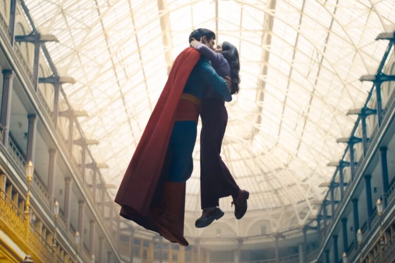 The first Superman trailer ushers in a new era of superhero movies