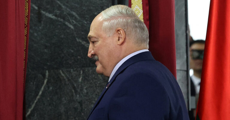 Strong lever leader of Belarus, Alexander Lukashenko, cruises to be re-elected