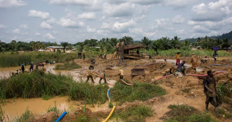 Ghana faces ‘looming crisis’ over illegal mining as gold prices soar | Environmental News