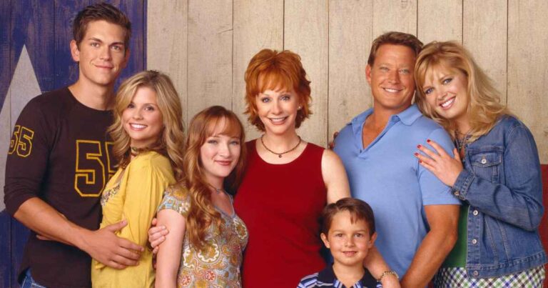 Reba sitcom alumni who appeared on Reba McIntyre’s Happy’s Place