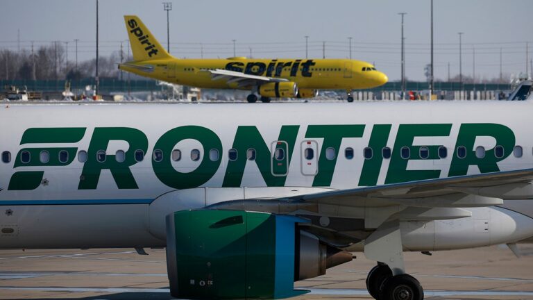 Frontier took another stab at buying Spirit. It didn’t work.