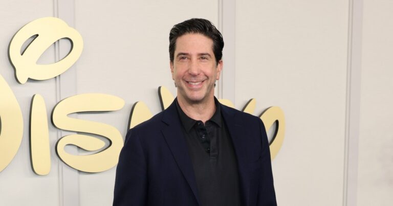 Why David Schwimmer is still traumatized by his 1995 hosting of ‘SNL’