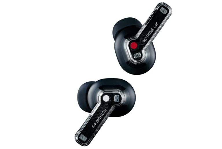 The Nothing headphones are all at an all-time low, cheaper than the new Apple AirPods 4