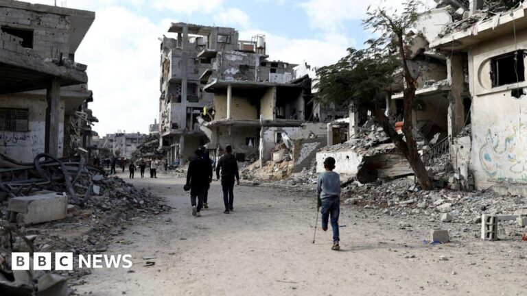 “Every street is dead”: Gaza rescue workers assess the extent of the destruction