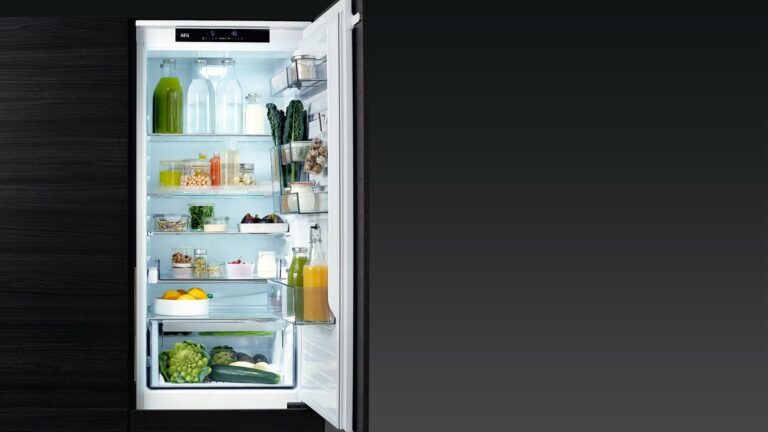 How to keep food in your fridge when the power goes out