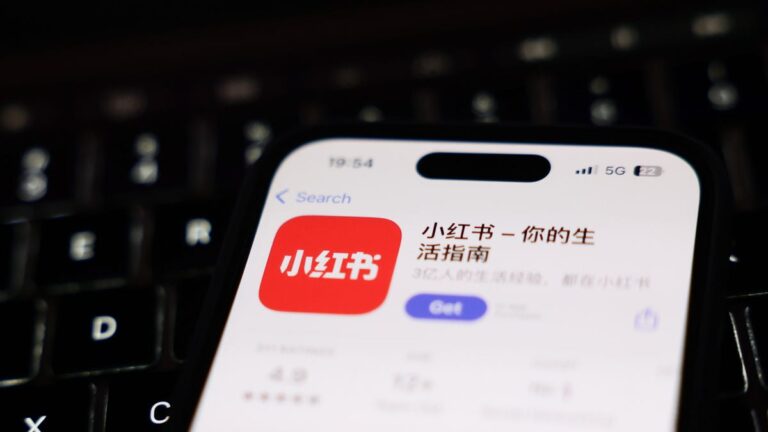 As TikTok’s ban looms, irritated users are flocking to other Chinese social media apps