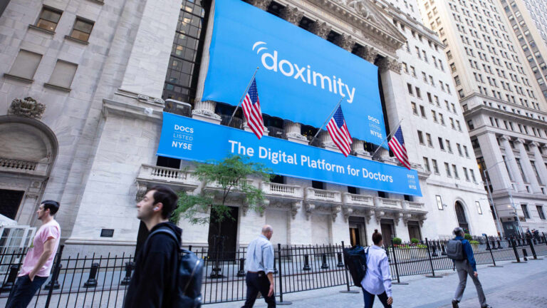 DOXIMITY (DOCUMENTS) Q3 Earnings 2025