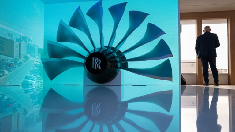 Rolls-Royce jumping 15% in profit beat