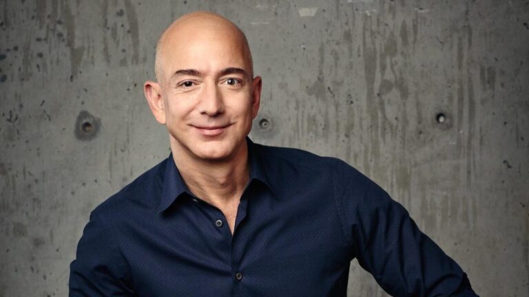 Who should play next James Bond? Jeff Bezos wants you to ring