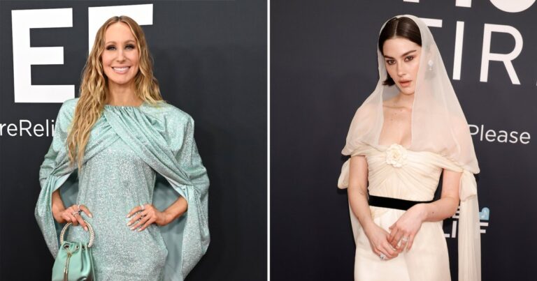 Every celebrity looks beautiful in pastel in 2025 Grammy