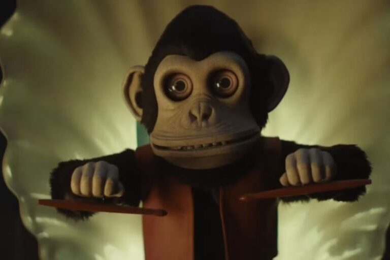 Five crazy small toys to get the treatment of film monkeys