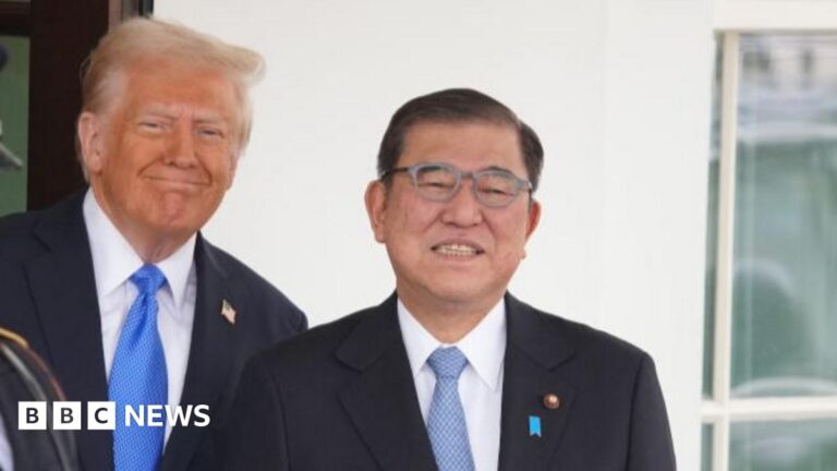 Japanese Prime Minister Ishiban Donald Trump pays educational sessions in the negotiations