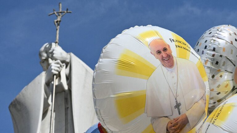 The Vatican, as Pope Francis took oxygen therapy, the condition of the Pope Francis is improving