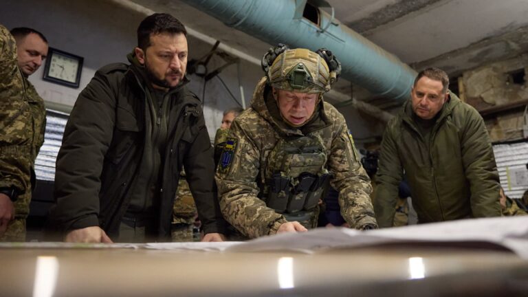 The United States suspends military assistance to Ukraine, so what happens next?