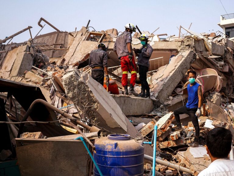 Rescuers Hours Myanmar earthquake deaths were more than 1,700 earthquakes news