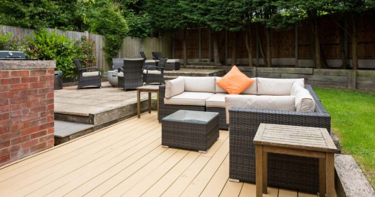 26 spring courtyards and deck for less than $ 100