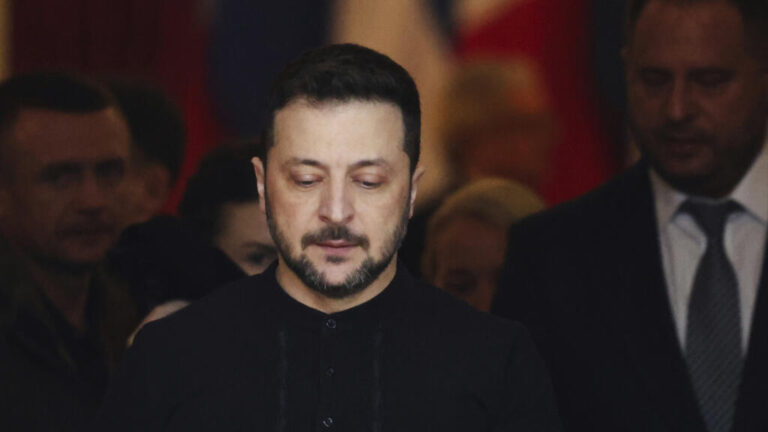 Zelensky says Ukraine is ready to deal with the United States