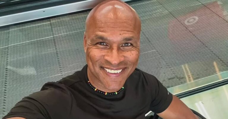 Jonathan Ron reveals whether he thinks to be a gold bachelor