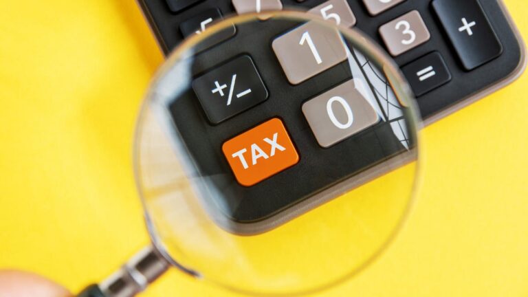 PSA: The longer you wait to file your taxes online, the more you will pay