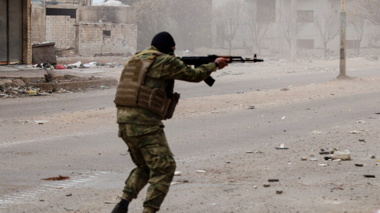 Syrian security forces were reported confliced ​​against Assad’s supporters The war of Syria