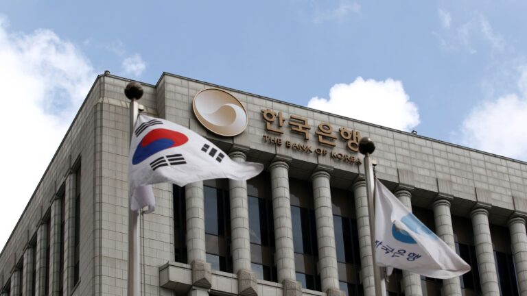 Trade tension is ‘bad for everyone’, the Governor of Korea says