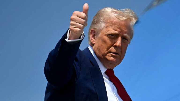 Trump fans praise tariffs, Canada in Michigan Maga Rally