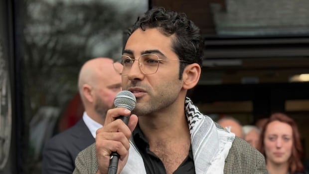 US judge orders Mohsen Mahdawi’s release was arrested in the interview of Palestinian Citizenship