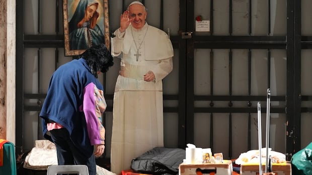 Distinguished guests in the funeral of Pope Francis: The most vulnerable of Rome