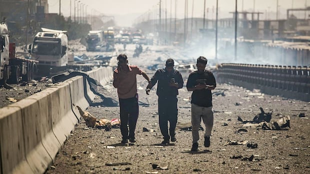 The State TV says that at least four people were killed and hundreds of injured in the Iranian port of Iran