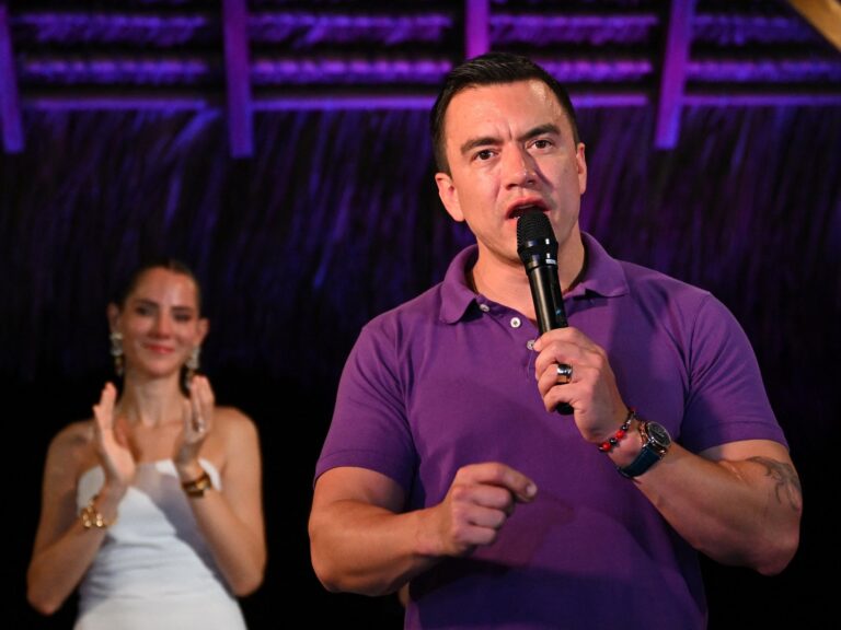 Ecuador’s Noboa won the run of the president and demands the recalculation of his opponent Elections News