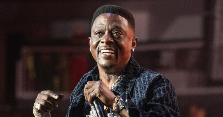 Boosie goes viral for the wild millennium meeting and greeting with a fan