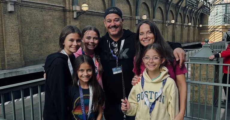 Boston Rob Mariana responds to his daughters’ friends calling it hot
