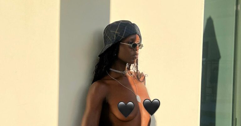 Stars posing topless: Emily Ratykowski, more