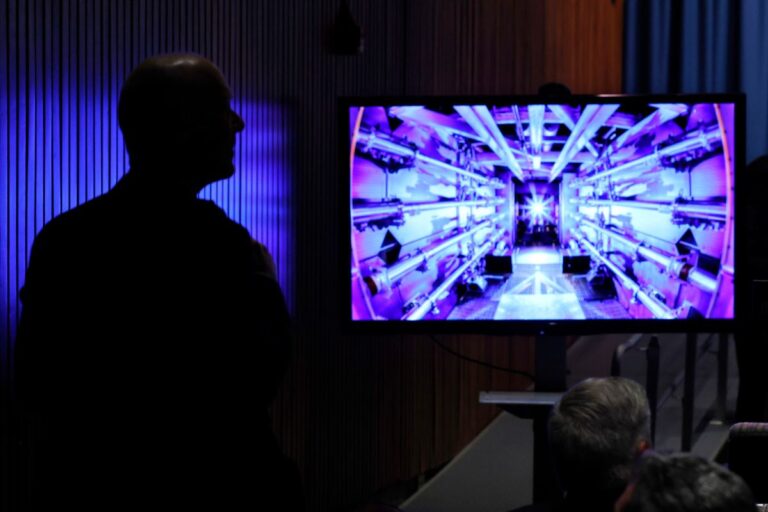 Fusion Power has a fuel problem; Hexium has a laser power solution
