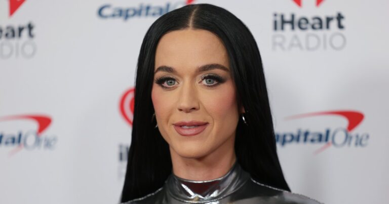 Katie Perry’s Young Space Glow is attributed to this moisturizer at $ 14