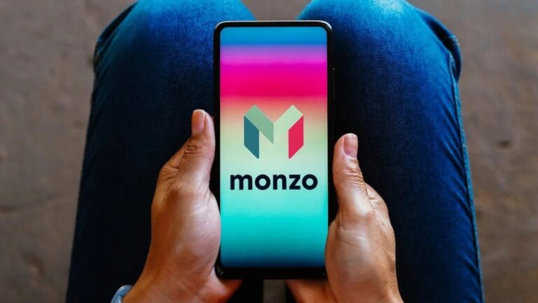 TS Anil, CEO of Monzo, joins our London Stictlyvc London squad