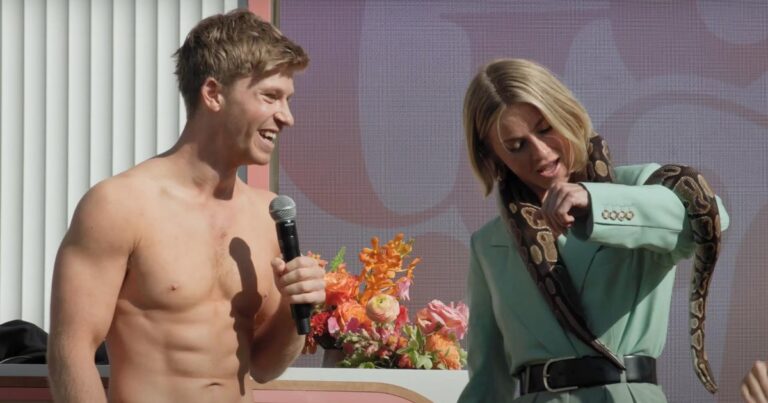 Robert Irwin is stunned without shirts in dancing with the stars revealed