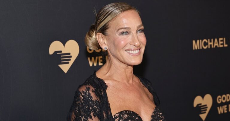 We found the exact pink sandals Kerry Bradsho, who wears “sex and city”