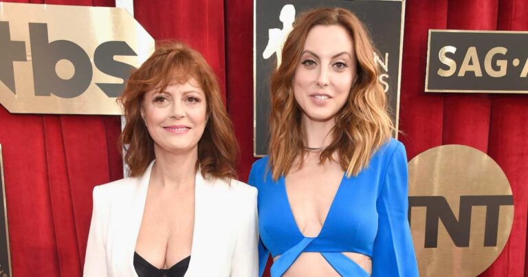 Eva Amur Breast Reduction: Open details after surgery