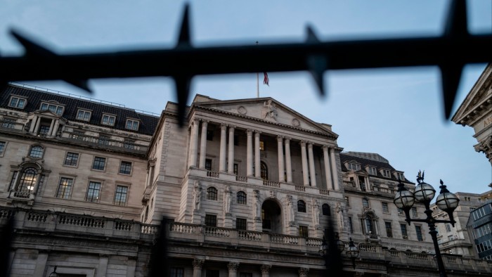 UK borrowing costs soar to highest level since 1998