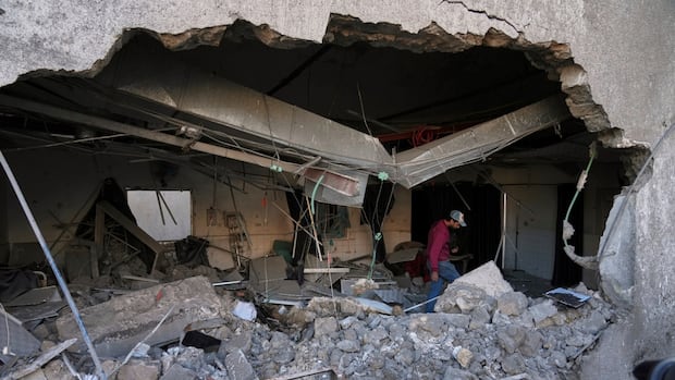 Israeli missiles warned Gaza Hospital to be evacuated after a vacation