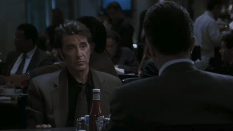 According to director Michael Man, the “Heat Diner” scene gathered