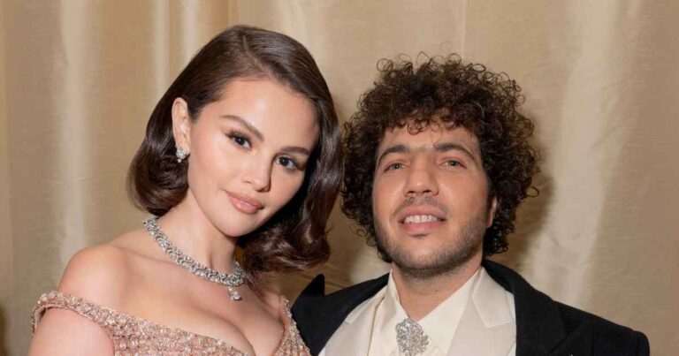 Selena Gomez got a rash, kiss, Benny Blank