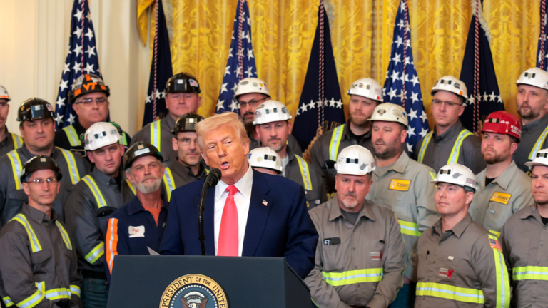 Trump launches ‘decisive counterstrike’ on Dem states that ‘weaponized’ courts against coal: experts