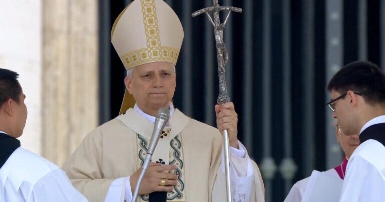 Pope Leo XIV calls for peace and unity in the opening mass