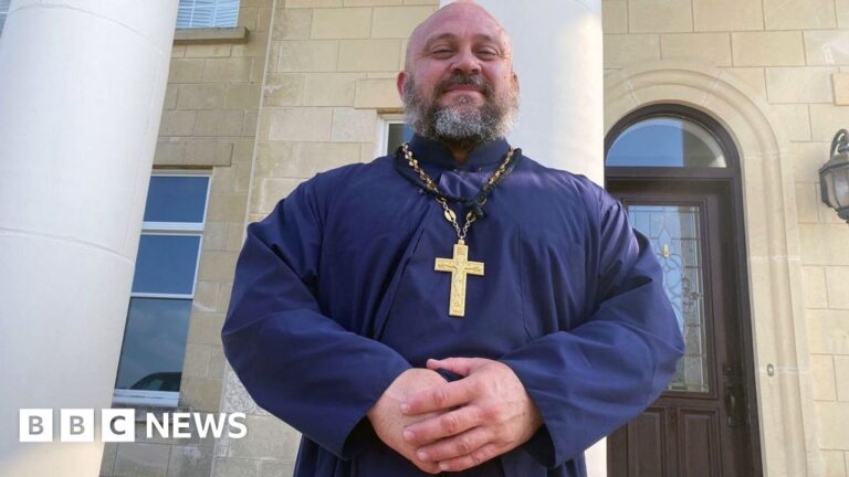 Young US men ‘men’ Russian churches